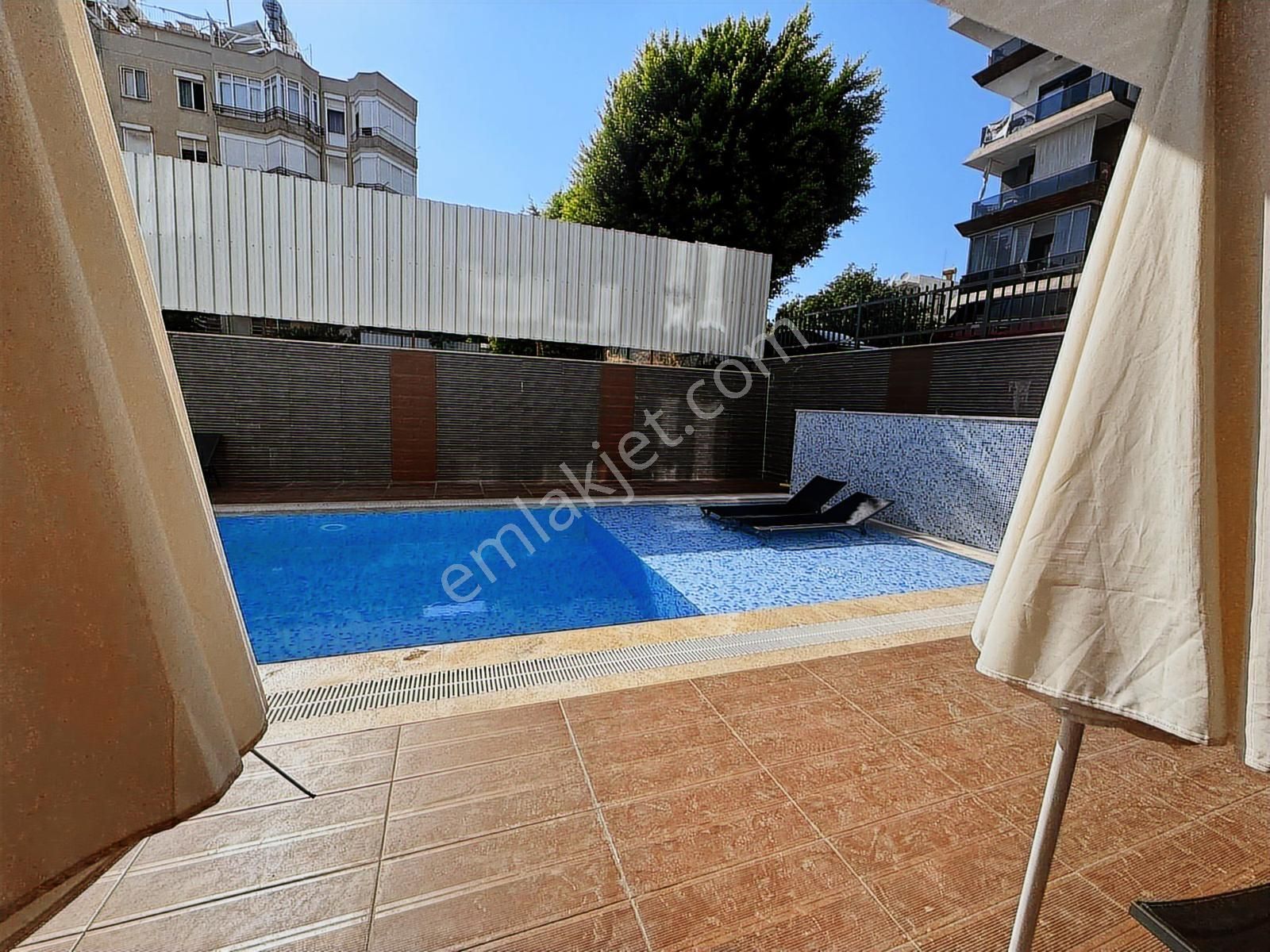 Alanya Merkezda Denize 200m The Yacht Collection De 1+0 Stüd - Görsel 16