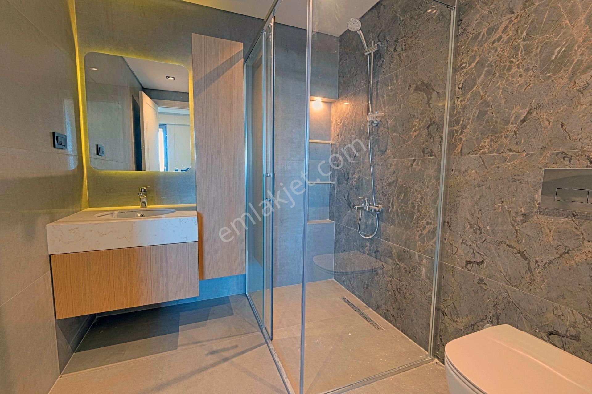 Remax Advantage'den İhsaniye'de Geniş 3+1 Kiralık - Görsel 19