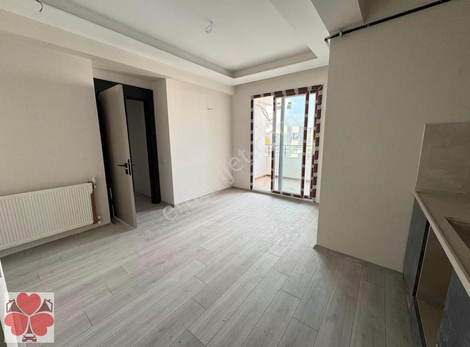 Yonca'dan Çiftlikköy'de Yüksek Kira Getirili Satılık 2+1 - Görsel 2