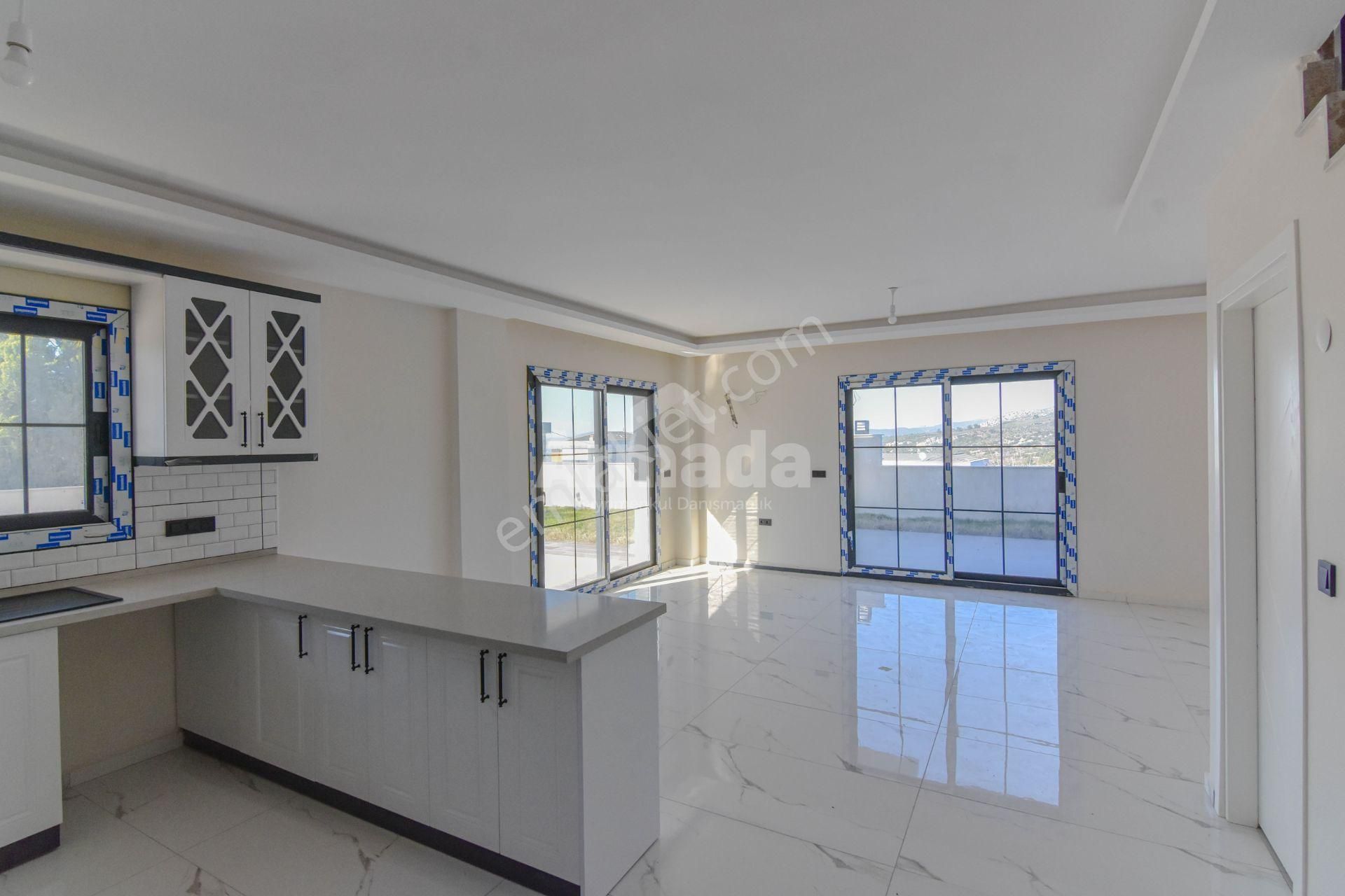 Kuşadası Yaylaköy'de Satılık Tek Müstakil 4+1 Villa - Görsel 3