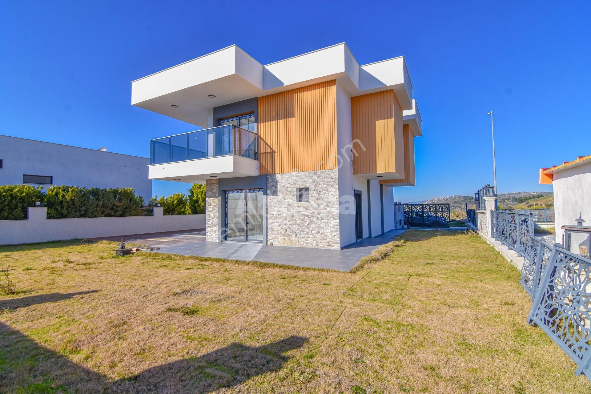 Kuşadası Yaylaköy'de Satılık Tek Müstakil 4+1 Villa - Görsel 30