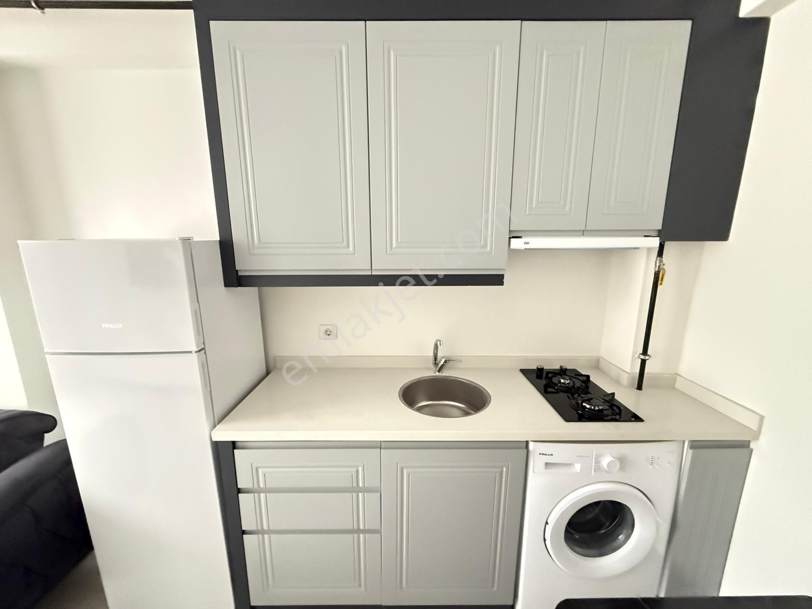 Saltak Caddesin'de Sıfır Asansörlü Eşyalı Tek Tapu Çift Apart - Görsel 3