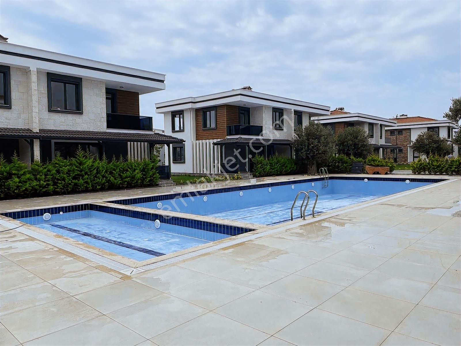 Daha Lüksü, Daha Ucuzu Yok! Site İçi Eşyalı 3+1 Havuzlu Villa - Görsel 17