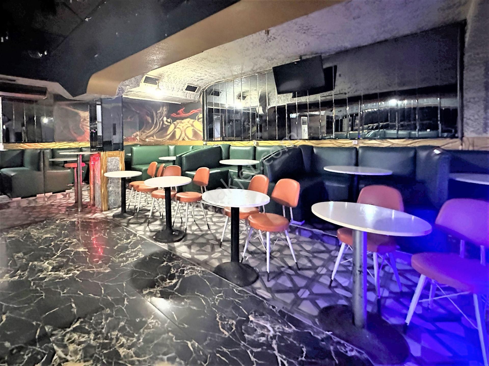 Aksaray Merkezde Telefon Dükkanı Ve Clup Kiracılı Satılık İşyeri - Görsel 5