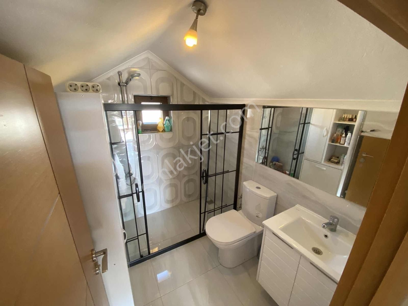 Akçayın En Prestijli Sitesinde Masrafsız Özel Tasarımlı Villa - Görsel 29