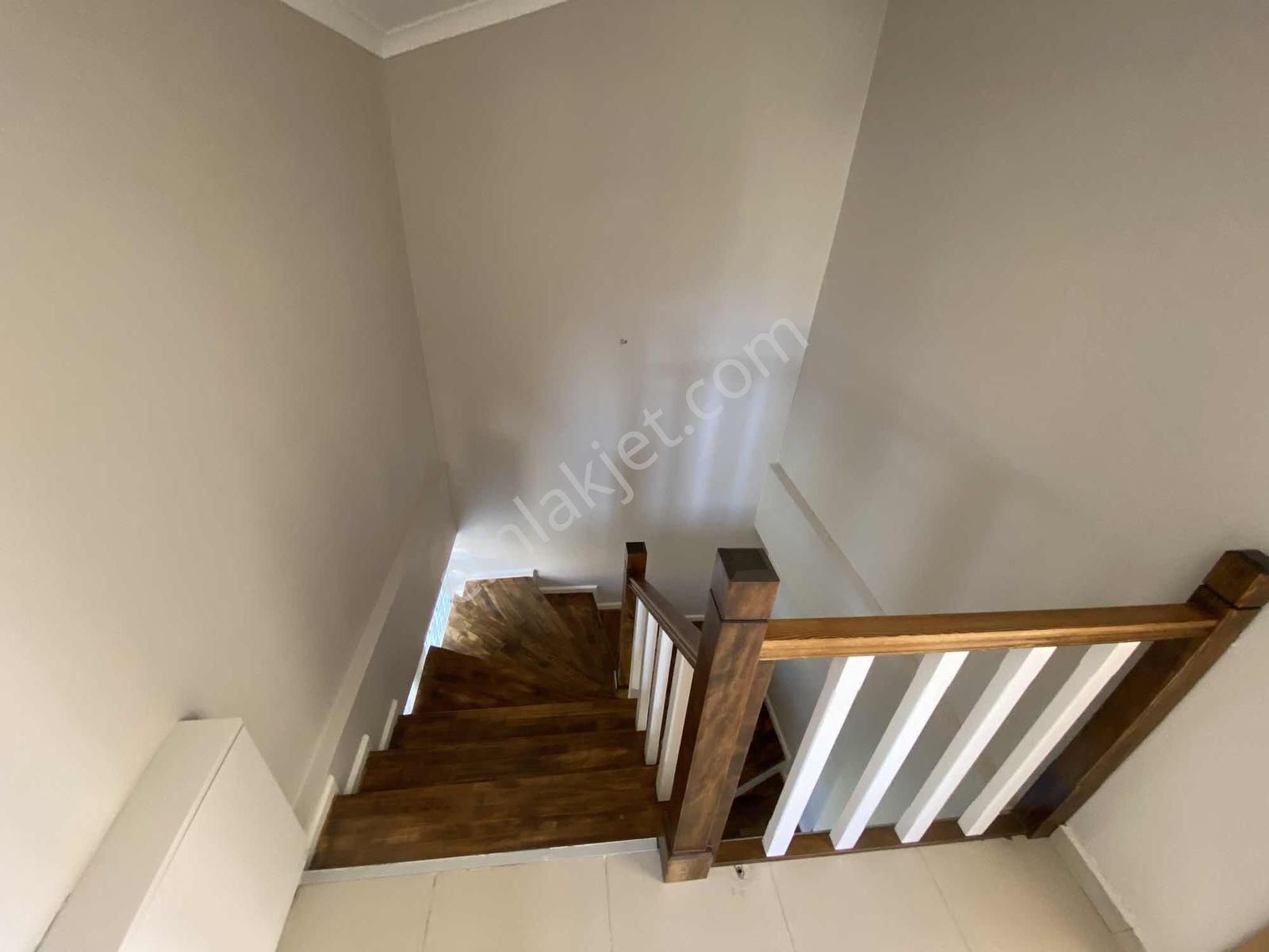 Akçayın En Prestijli Sitesinde Masrafsız Özel Tasarımlı Villa - Görsel 28