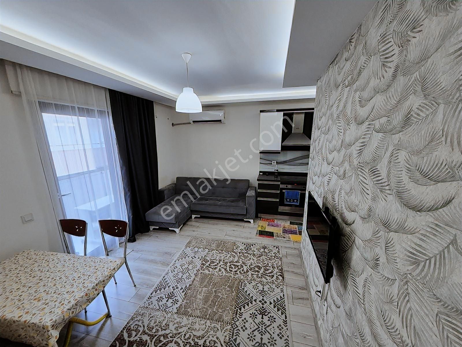 Aidatı Düşük Tek Binada 1+1 Spor Daire Kiracısız - Görsel 5