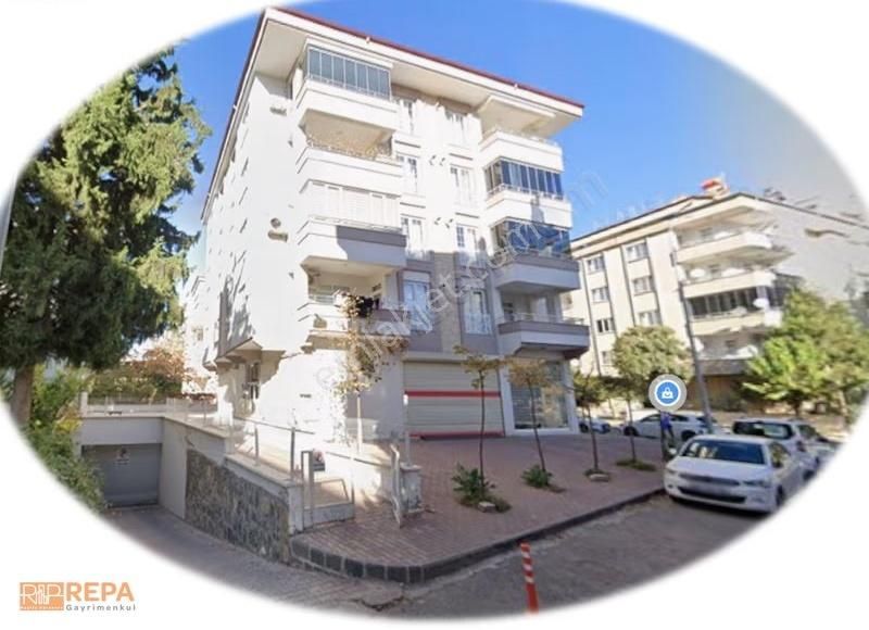 Repa Gayrimenkul Furkan Özer'den Bakımlı 2+1 Kapalı Otopark