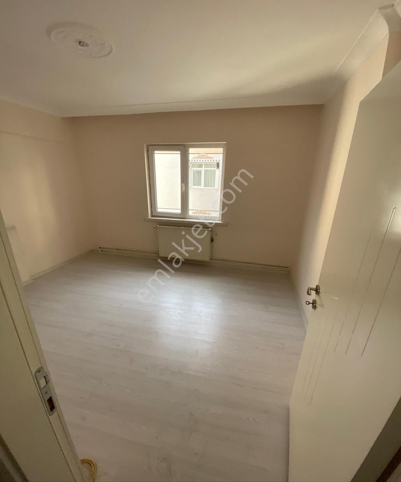 New Kentten Sincanda Merkezi Konum,cadde Üzeri 3+1 Kiralık Daire - Görsel 7