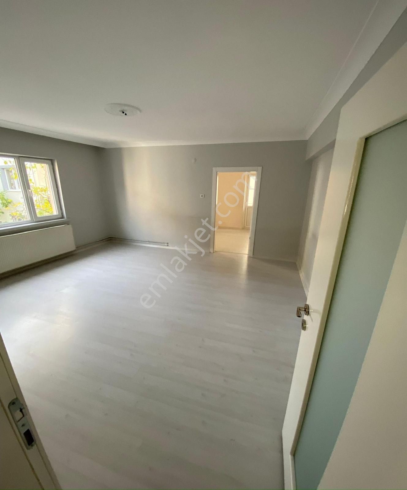 New Kentten Sincanda Merkezi Konum,cadde Üzeri 3+1 Kiralık Daire - Görsel 8