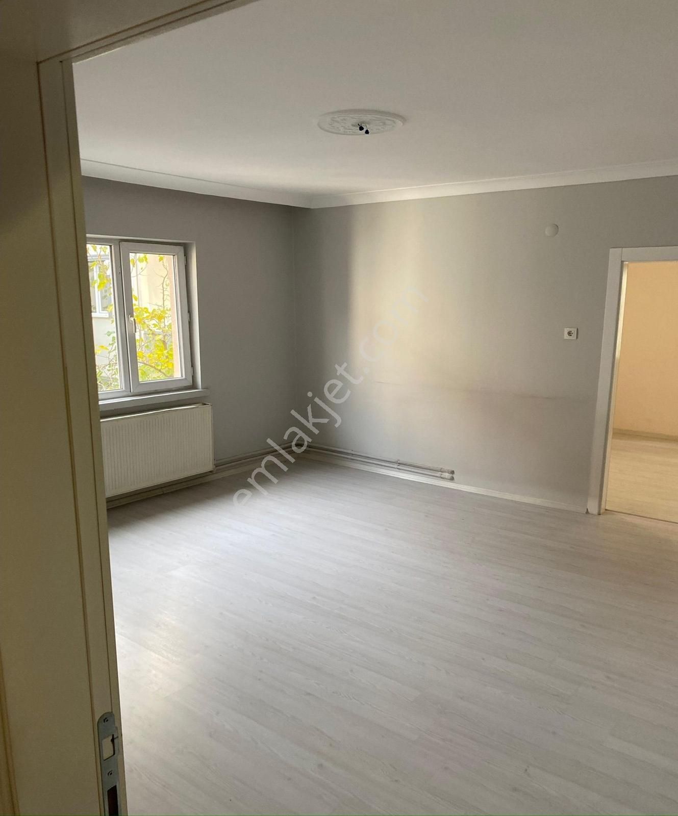 New Kentten Sincanda Merkezi Konum,cadde Üzeri 3+1 Kiralık Daire - Görsel 2