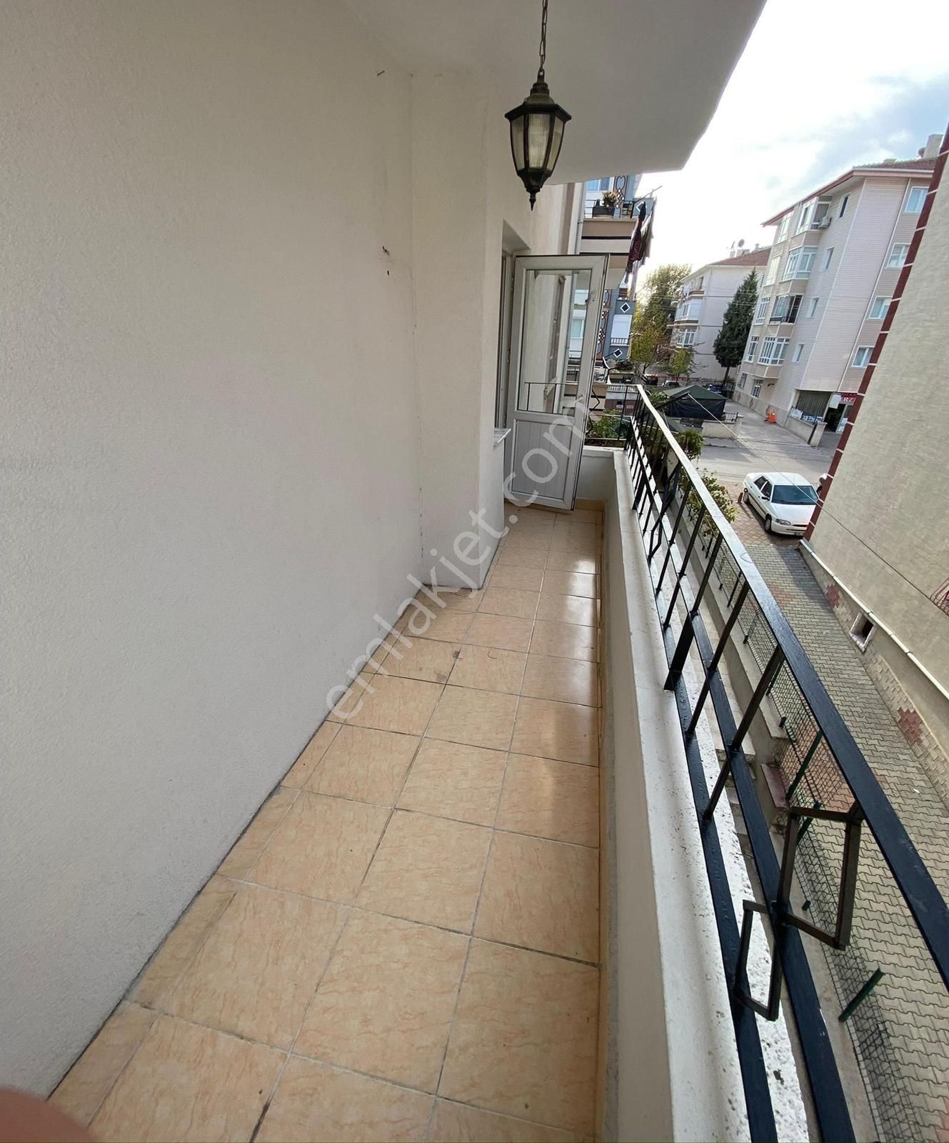 New Kentten Sincanda Merkezi Konum,cadde Üzeri 3+1 Kiralık Daire - Görsel 17