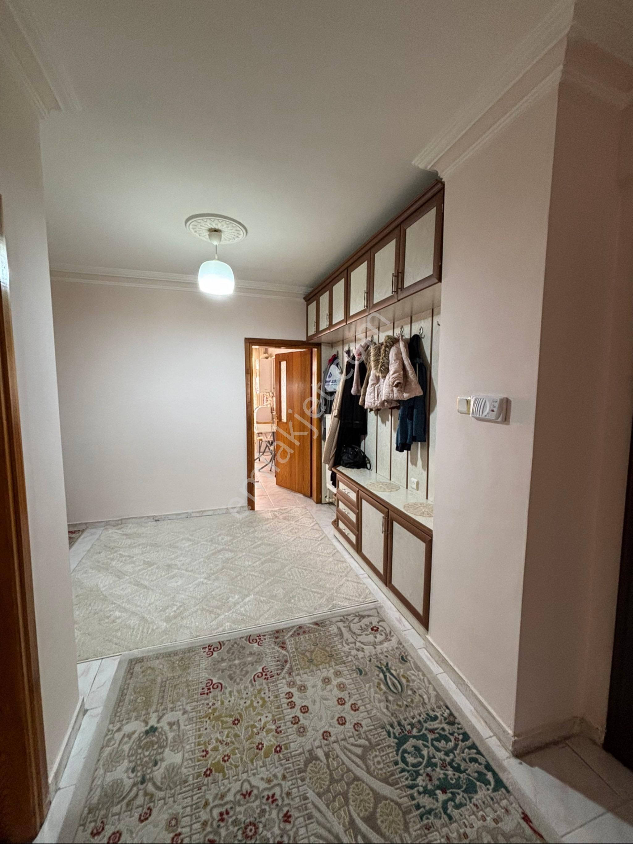 Işıklar Mah 3+1 Geniş Satılık Daire - Görsel 12