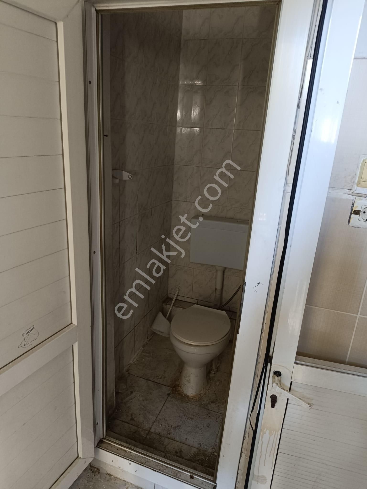 Mühendis Emlakta Karabağlar Merkez Yakını Bekara Uygun 2+1 95 M2 - Görsel 26