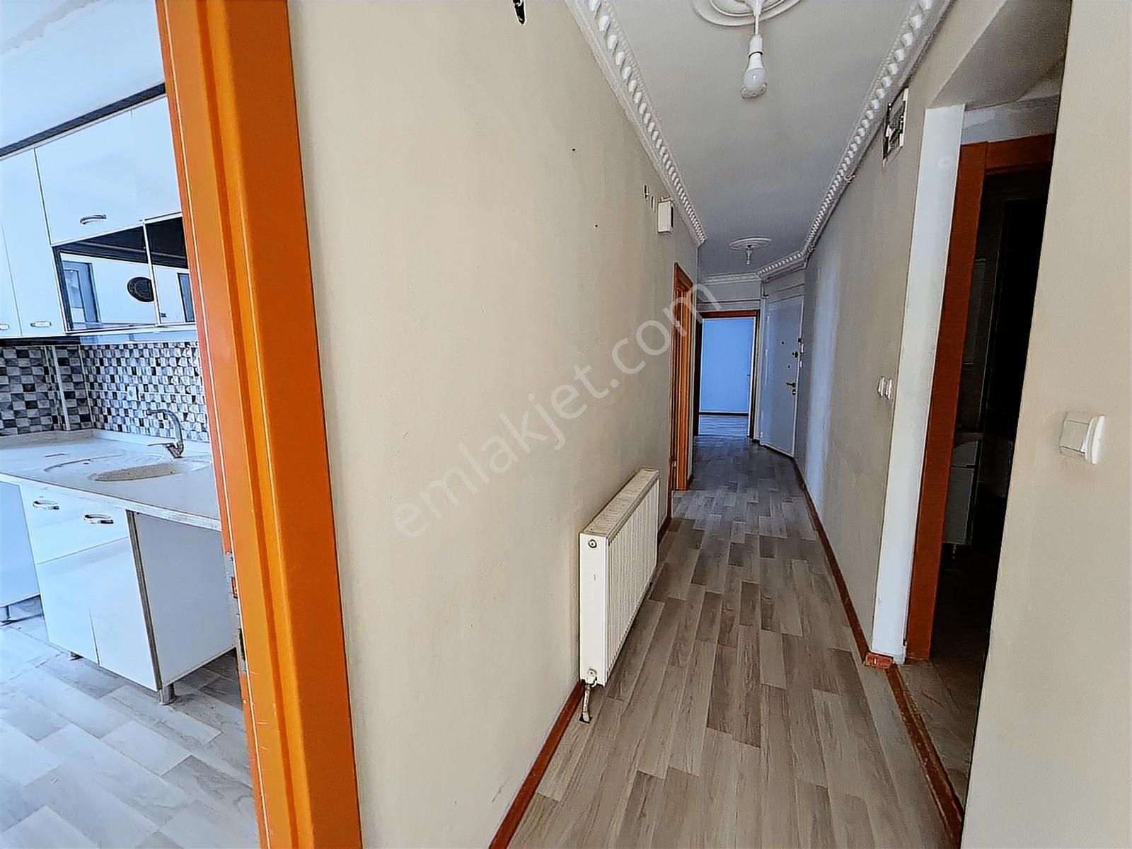 Keçiörende 3+1 Yapılı Kiralık Cadde Yakını Merkezi Konumda Daire - Görsel 6
