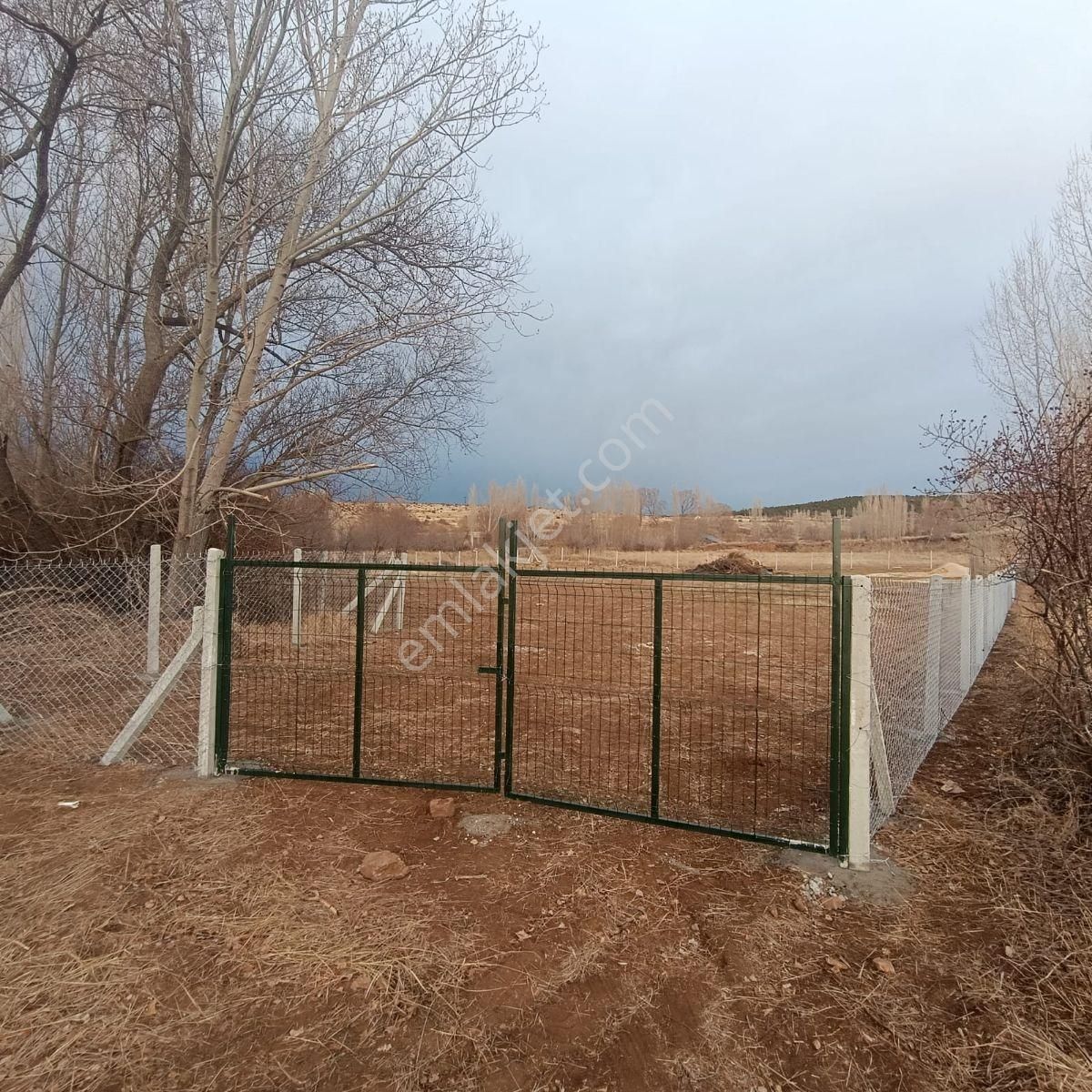 Derbentli Gayrimenkul'den Satılık 3100 M2 Bahçe