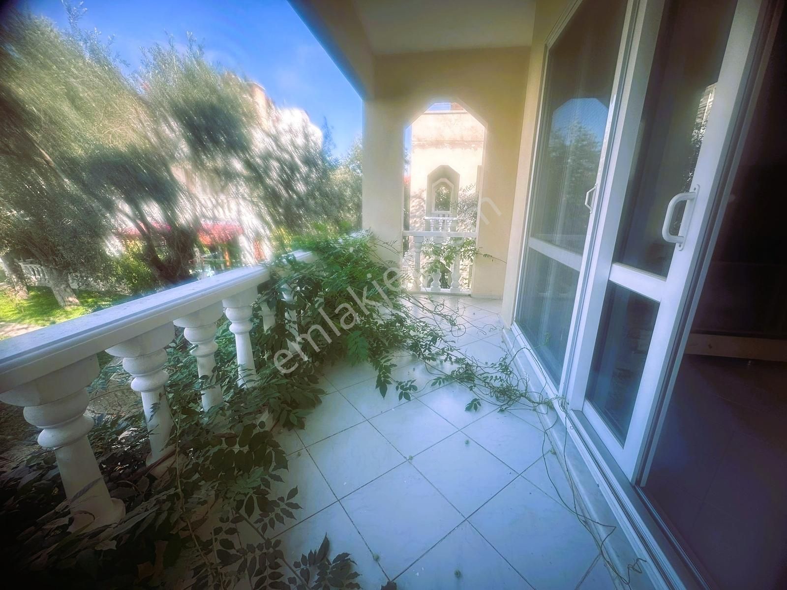 Tahtakuşlar Altınolukta Havuzlu Sitede 3+1köşe Villa - Görsel 23