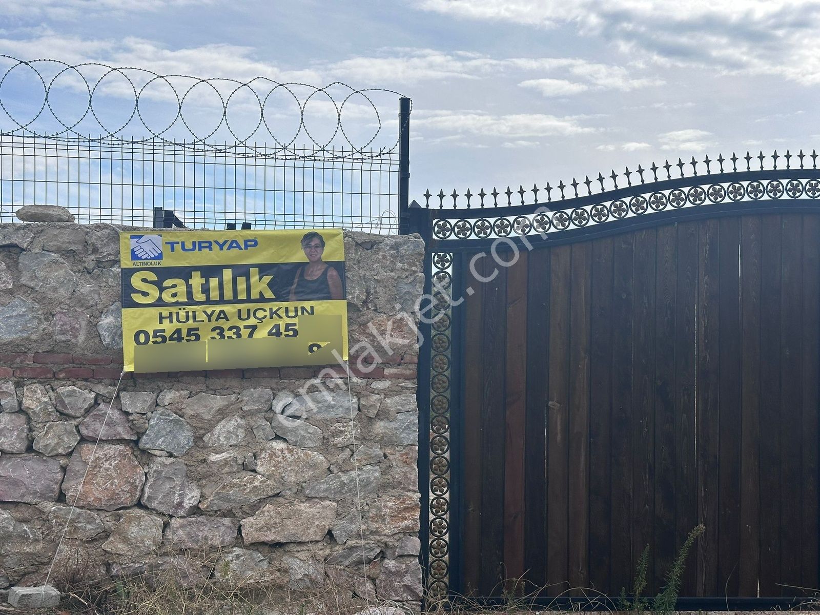Çamlıbel Köyünde Satılık Deniz Manzaralı Zeytinlik