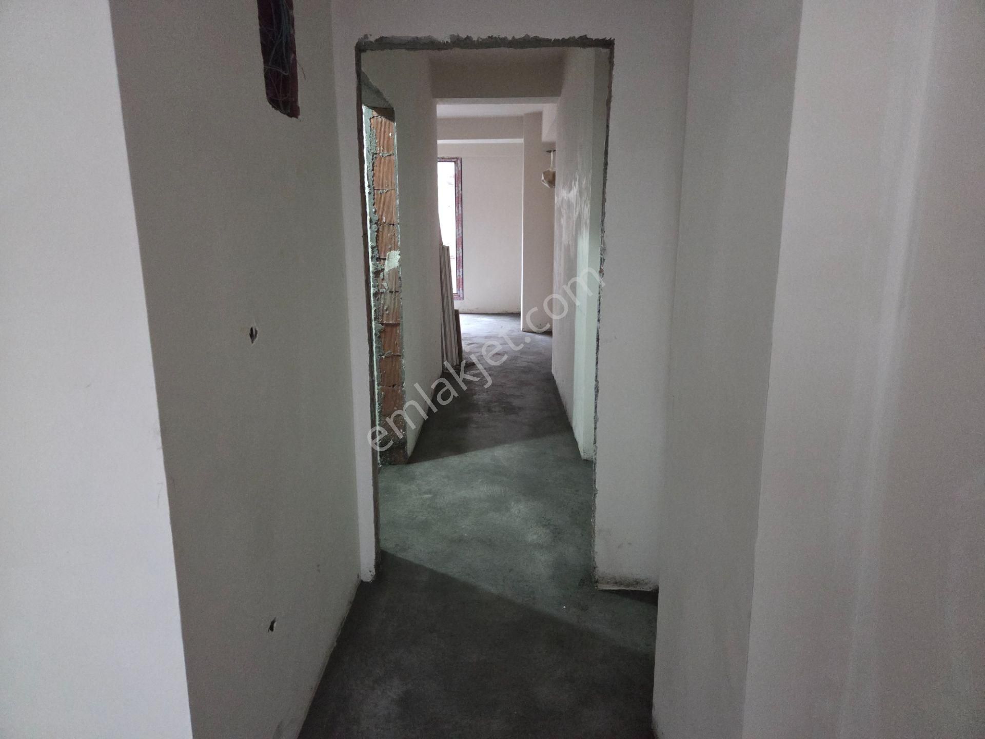 Yankı'dan Üsk.miroğlu Sk.da 2+1 Satılık 105 M2 Ters Dubleks - Görsel 14