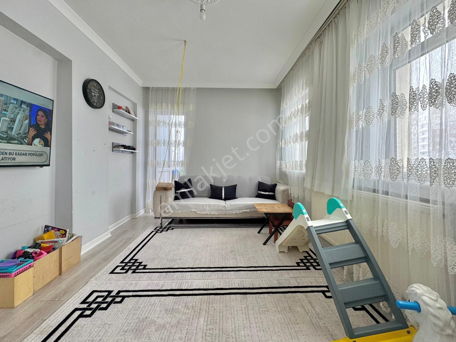 Ufuk Kılıç Emlak'tan Okullar Bölgesinde 130m² Full Yapılı 3.kat Geniş 3+1 - Görsel 19