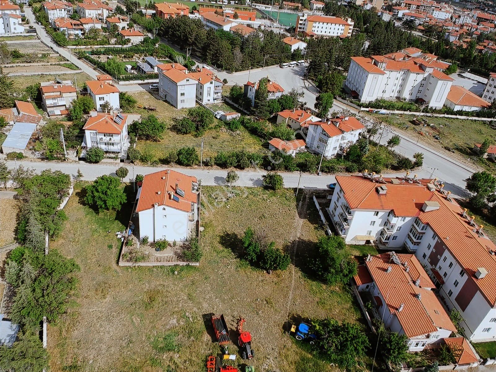 İlbey // Şuhut Merkez "taşlıca" Mahallesinde Satılık 132 M² Arsa - Görsel 15