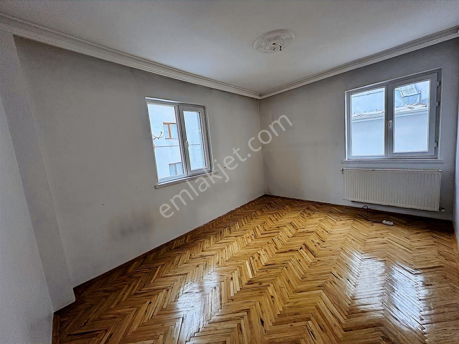 Pamuklar Mah.kızılcahamam Cadde Yakın Katta Kiralık 3+1 Daire - Görsel 32