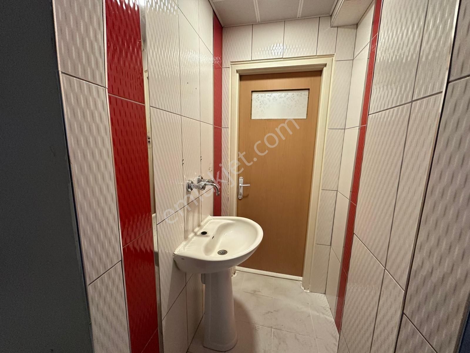 Pamuklar Mah.kızılcahamam Cadde Yakın Katta Kiralık 3+1 Daire - Görsel 23