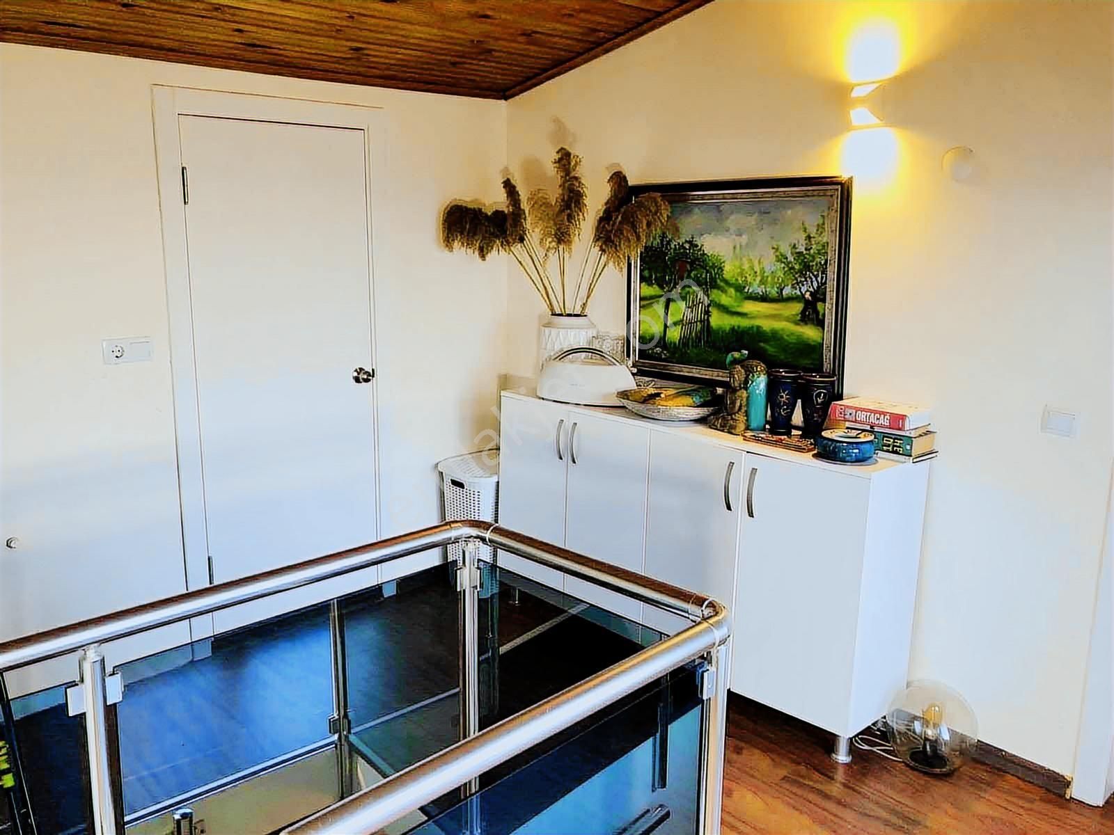 Çeşme Altınyunus Eşyalı Kiralık 4+1 Deniz Manzaralı Teras - Görsel 23