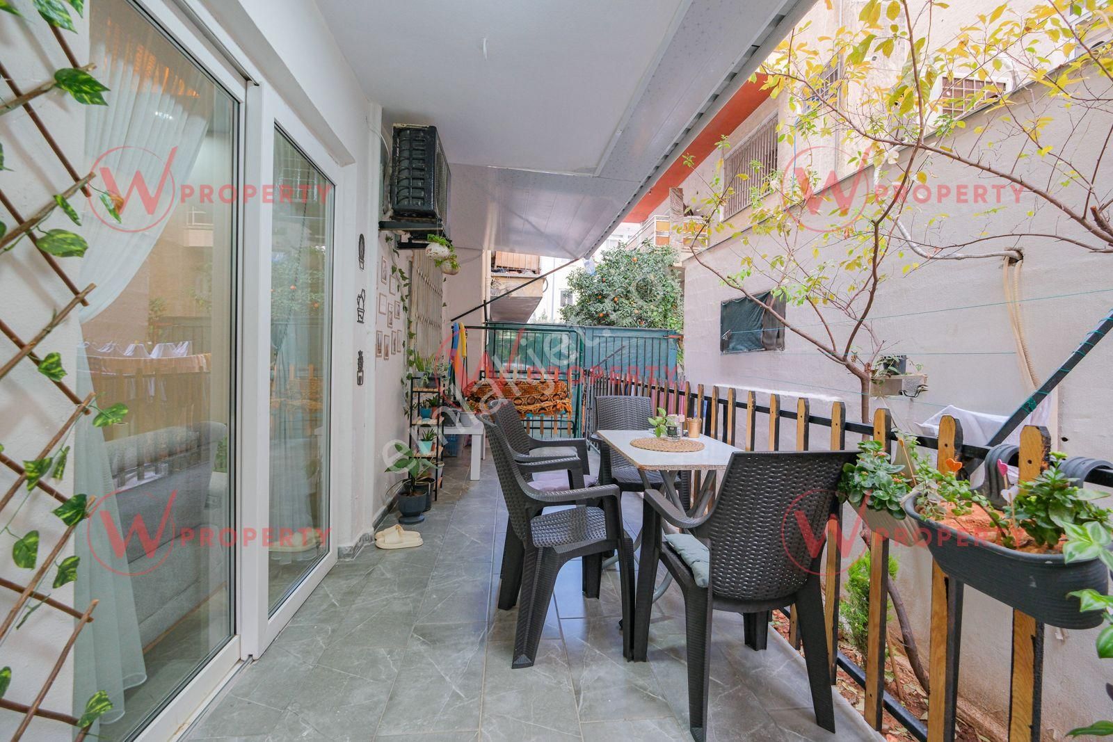 W Property'den Aydınlıkevler'de İçi Yenilenmiş Genış 2+1 - Görsel 5