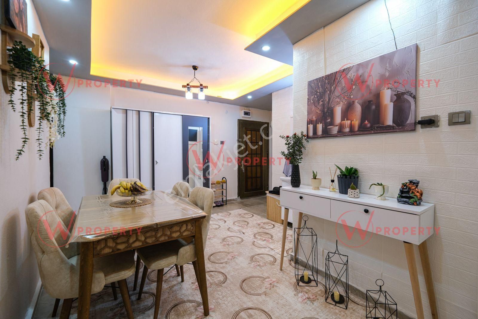 W Property'den Aydınlıkevler'de İçi Yenilenmiş Genış 2+1 - Görsel 16