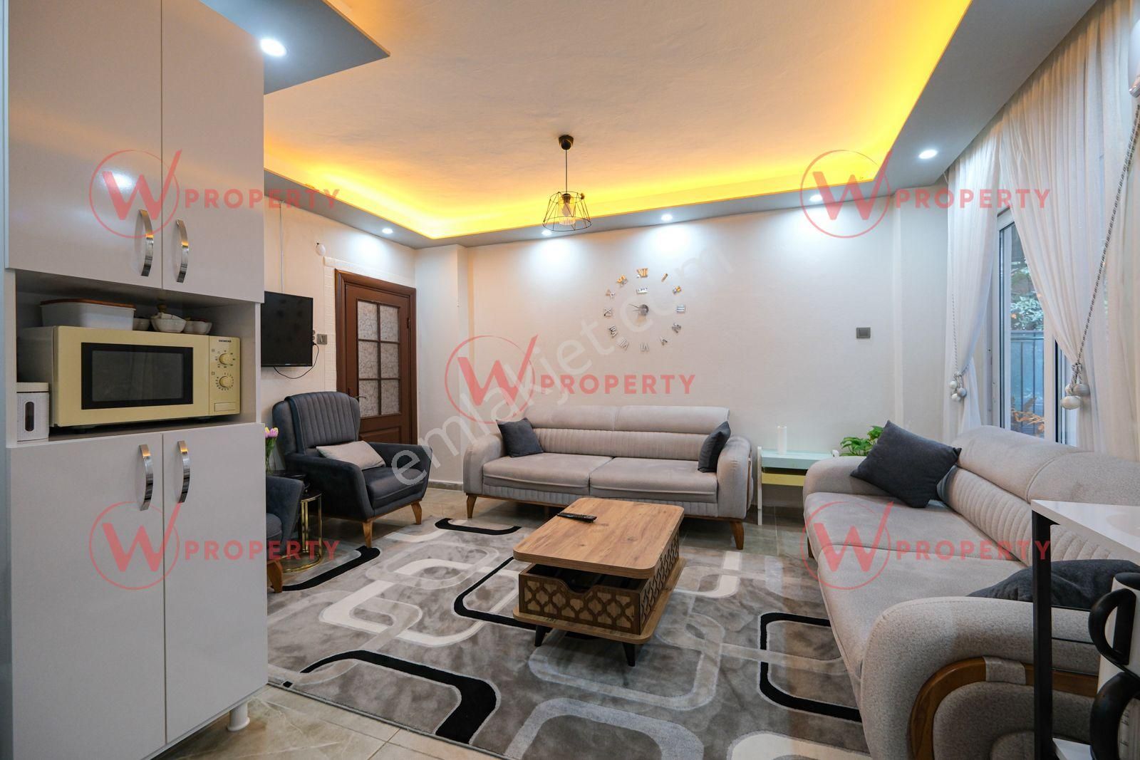 W Property'den Aydınlıkevler'de İçi Yenilenmiş Genış 2+1 - Görsel 4