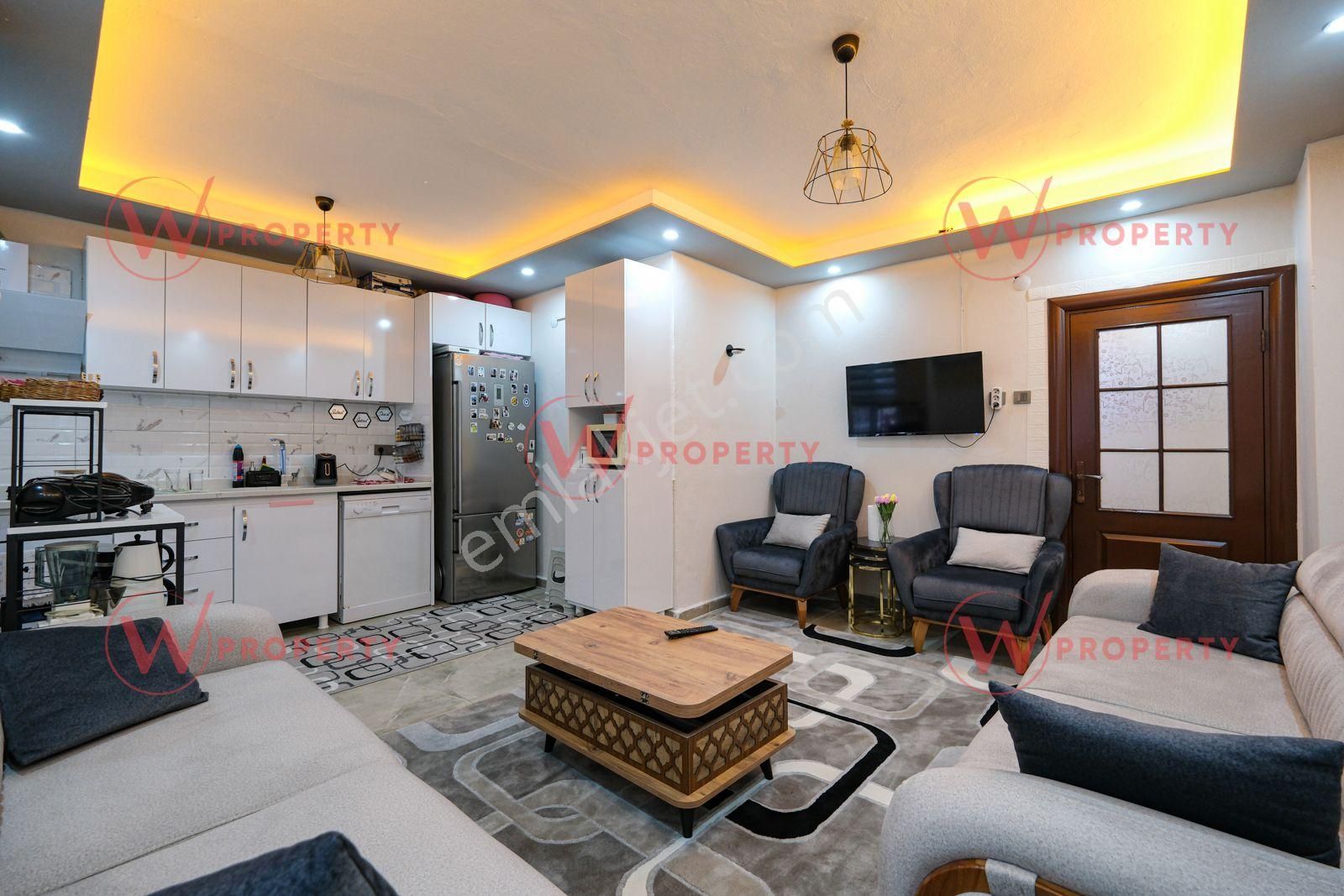 W Property'den Aydınlıkevler'de İçi Yenilenmiş Genış 2+1