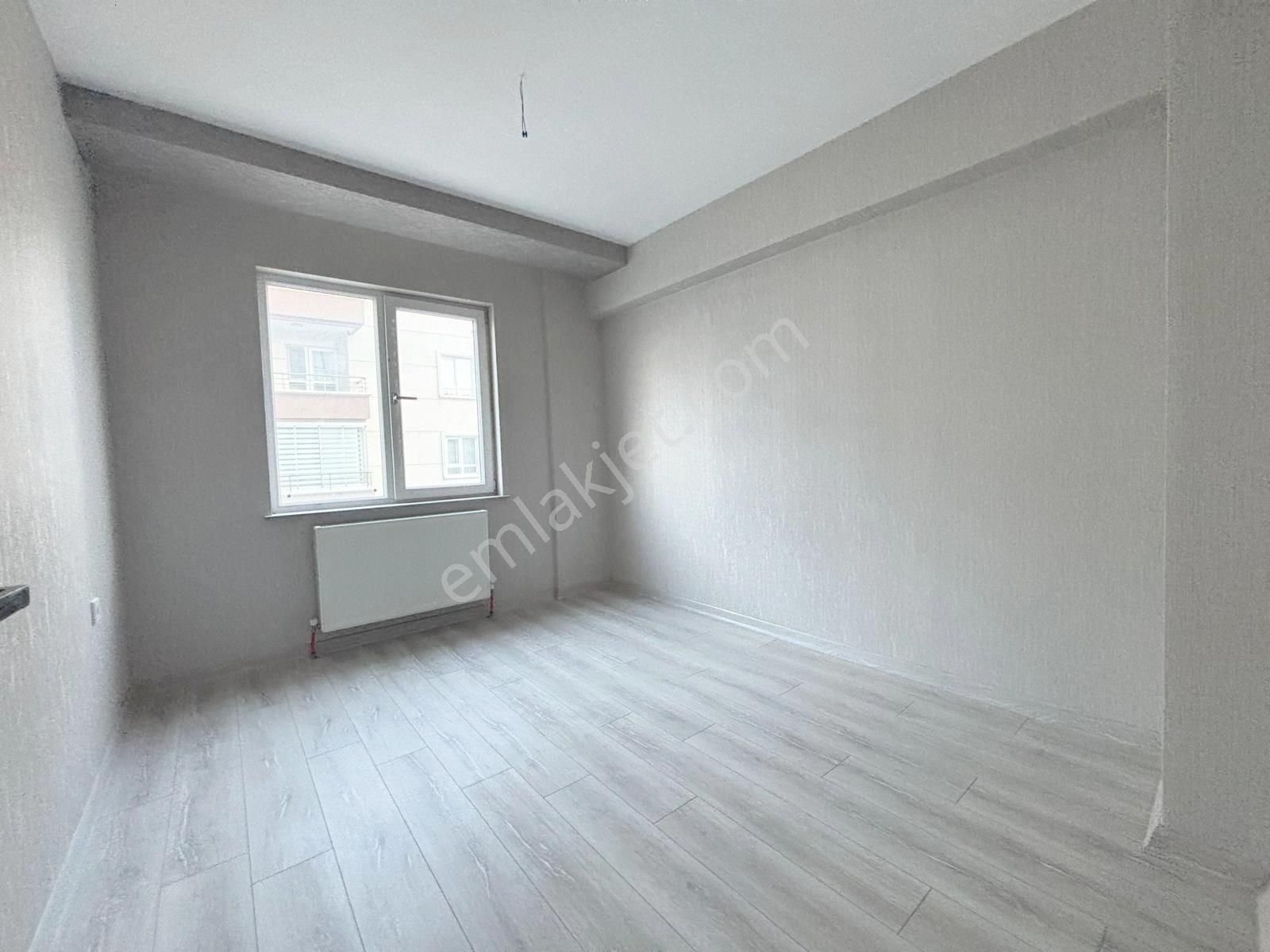 Pursaklar Mehmet Zengin Emlak'tan Hastanesi Yakını, Sıfır 5.kat 4+1 Sitede Daire - Görsel 13