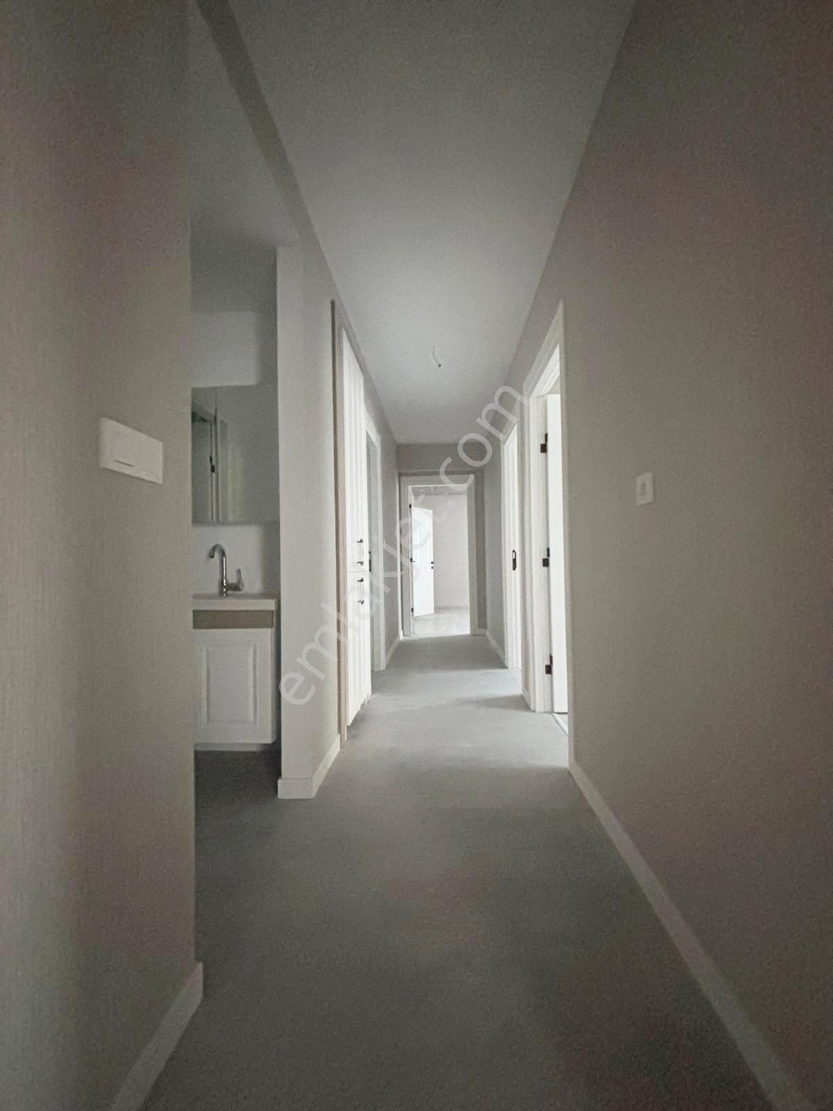 Pursaklar Mehmet Zengin Emlak'tan Hastanesi Yakını, Sıfır 5.kat 4+1 Sitede Daire - Görsel 27