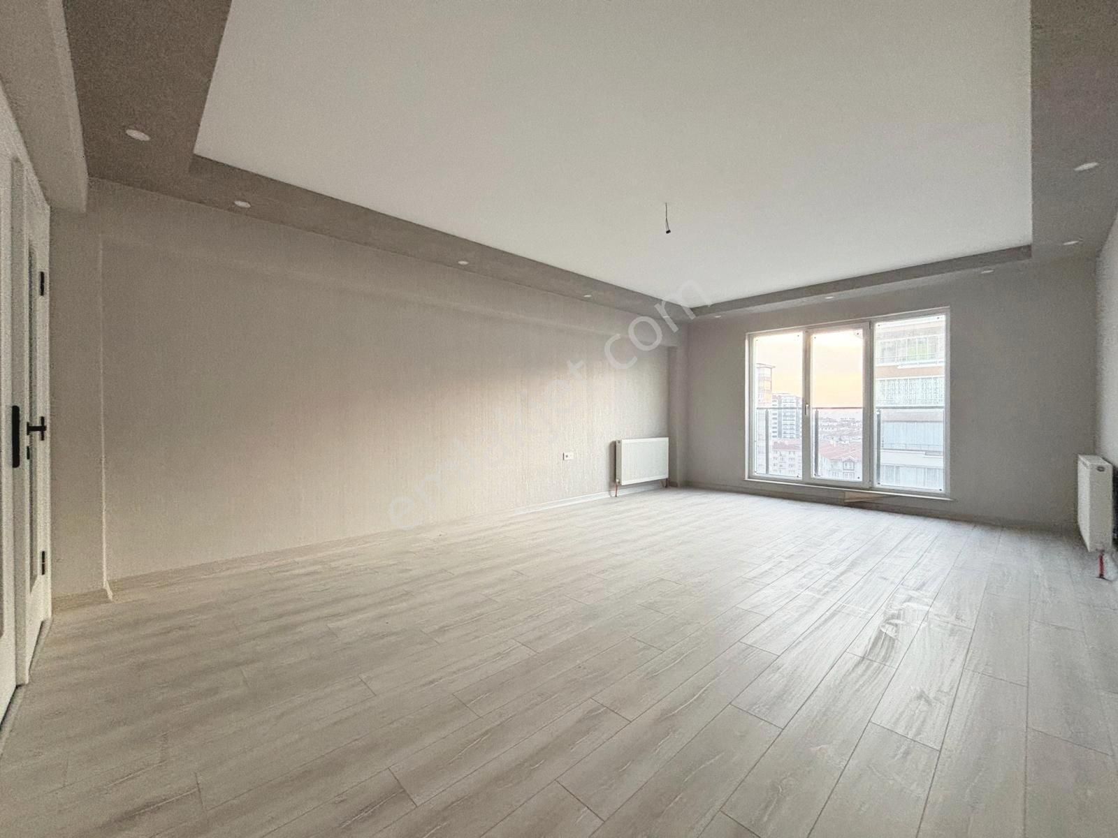 Pursaklar Mehmet Zengin Emlak'tan Hastanesi Yakını, Sıfır 5.kat 4+1 Sitede Daire - Görsel 8