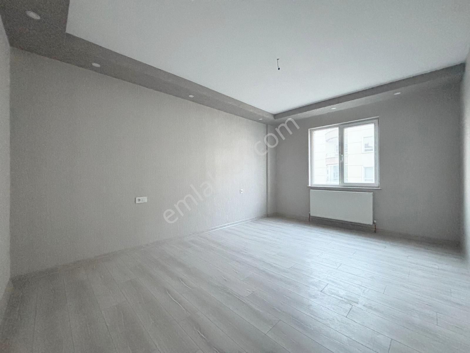 Pursaklar Mehmet Zengin Emlak'tan Hastanesi Yakını, Sıfır 5.kat 4+1 Sitede Daire - Görsel 21