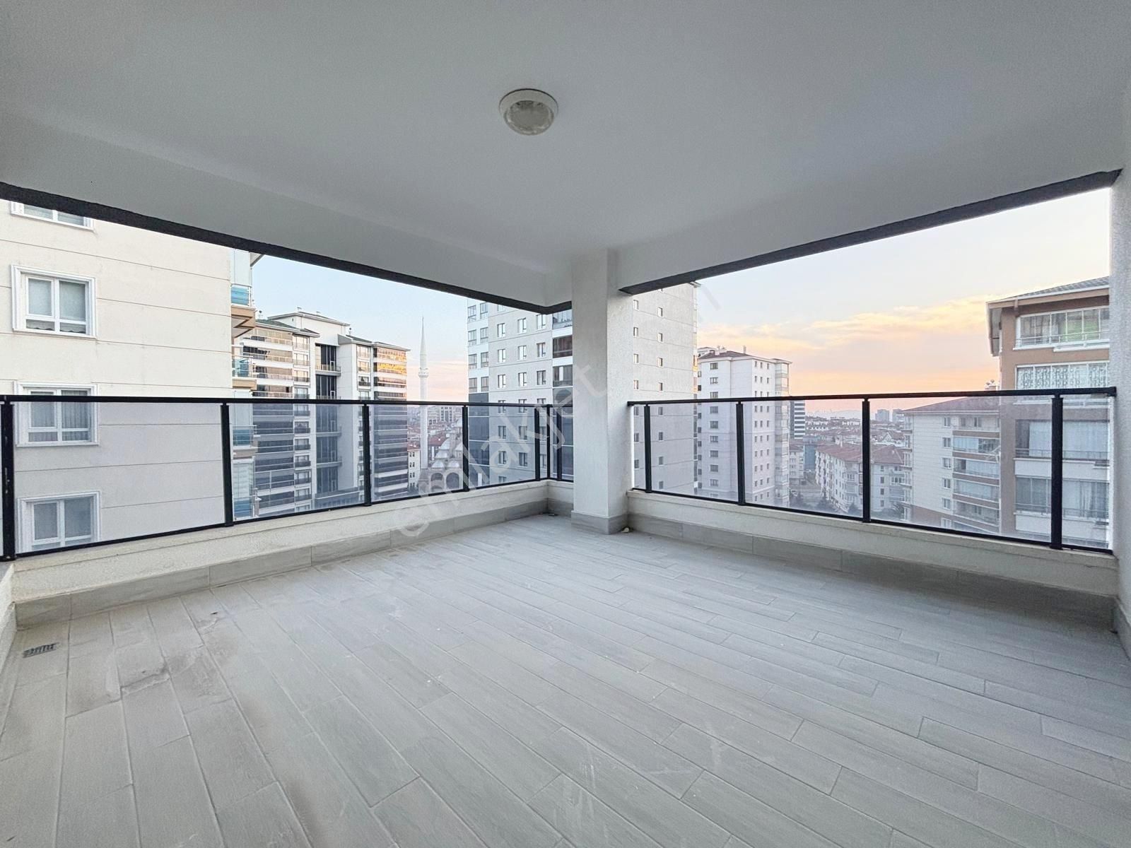 Pursaklar Mehmet Zengin Emlak'tan Hastanesi Yakını, Sıfır 5.kat 4+1 Sitede Daire - Görsel 22