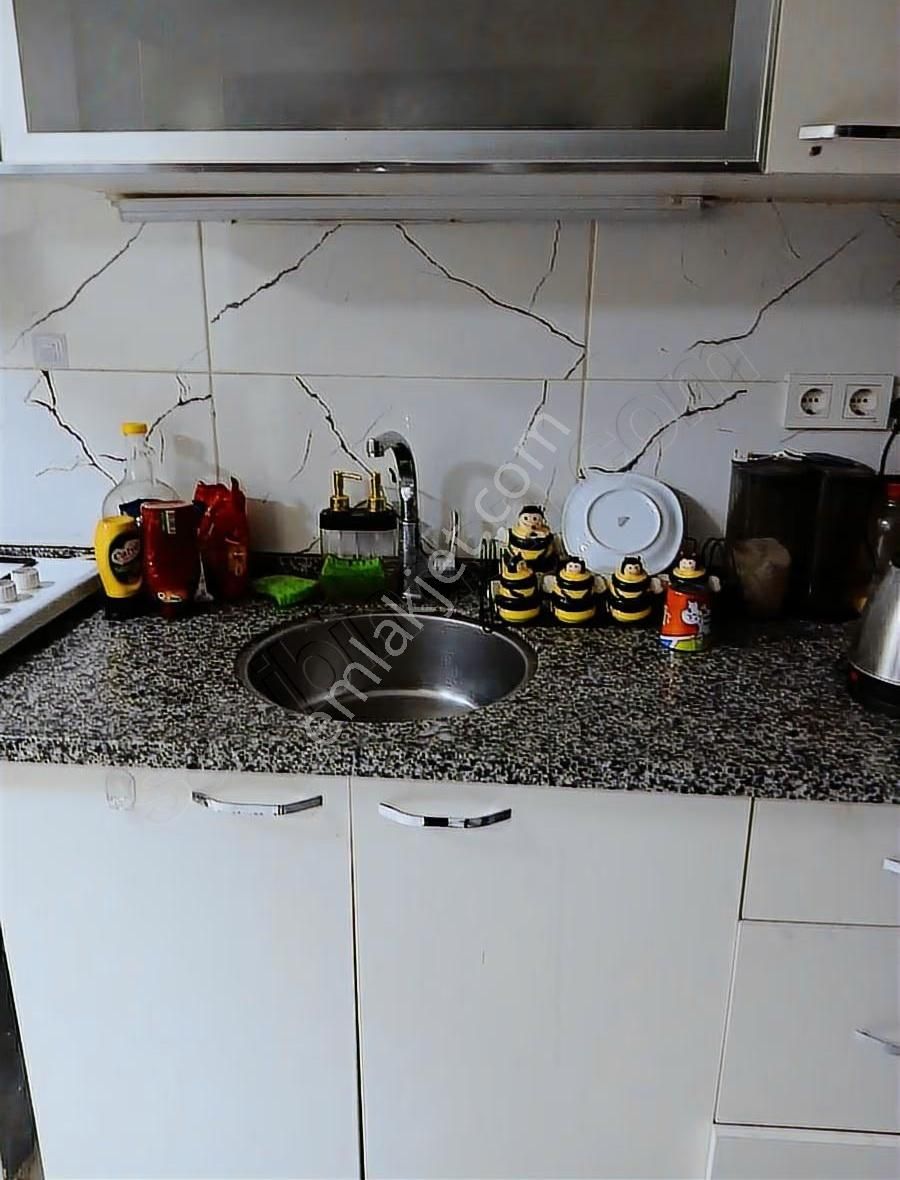 Alsancak Ta Gündoğdu Ya Yakın Bakımlı Eşyalı Ofis Necladan Kiral - Görsel 18