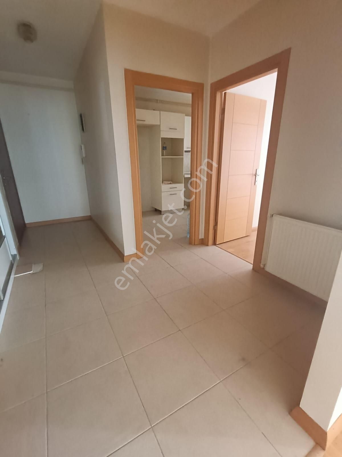 Altıntepe Sahil Evlerinde Satılık 3+1 130mnet Arakat Balkonlu - Görsel 19