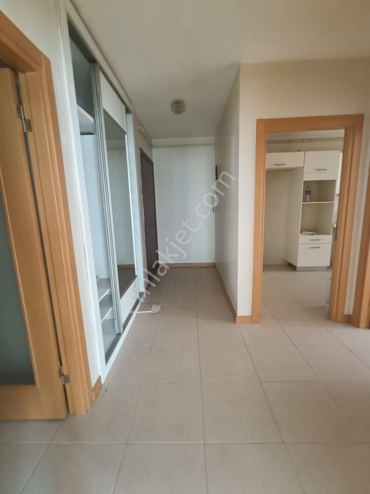 Altıntepe Sahil Evlerinde Satılık 3+1 130mnet Arakat Balkonlu - Görsel 18