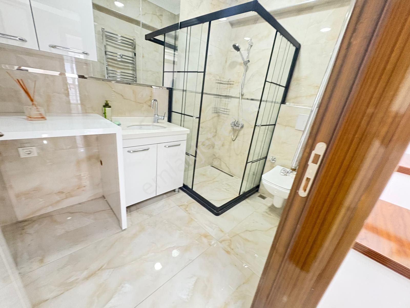 Göraldan 3+1 Full Lüks Yapılı Çetin Emeç Yanı Boş Manzaralı Daire - Görsel 12