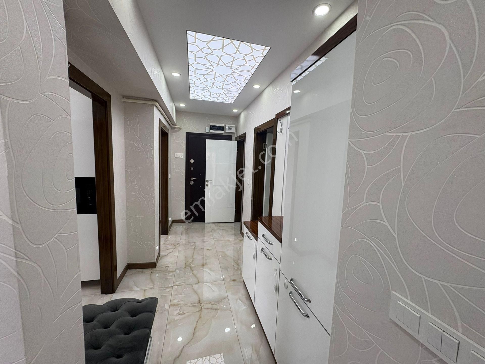 Göraldan 3+1 Full Lüks Yapılı Çetin Emeç Yanı Boş Manzaralı Daire - Görsel 25