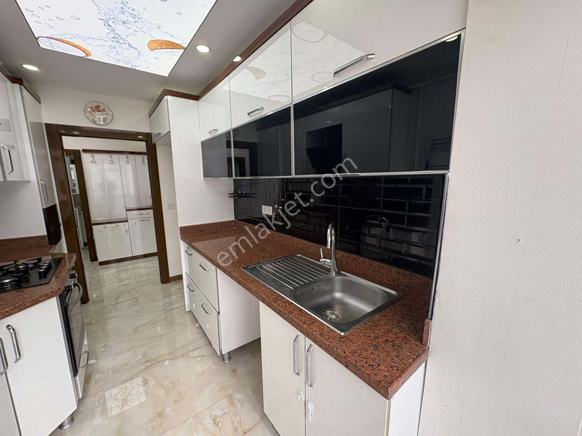 Göraldan 3+1 Full Lüks Yapılı Çetin Emeç Yanı Boş Manzaralı Daire - Görsel 16