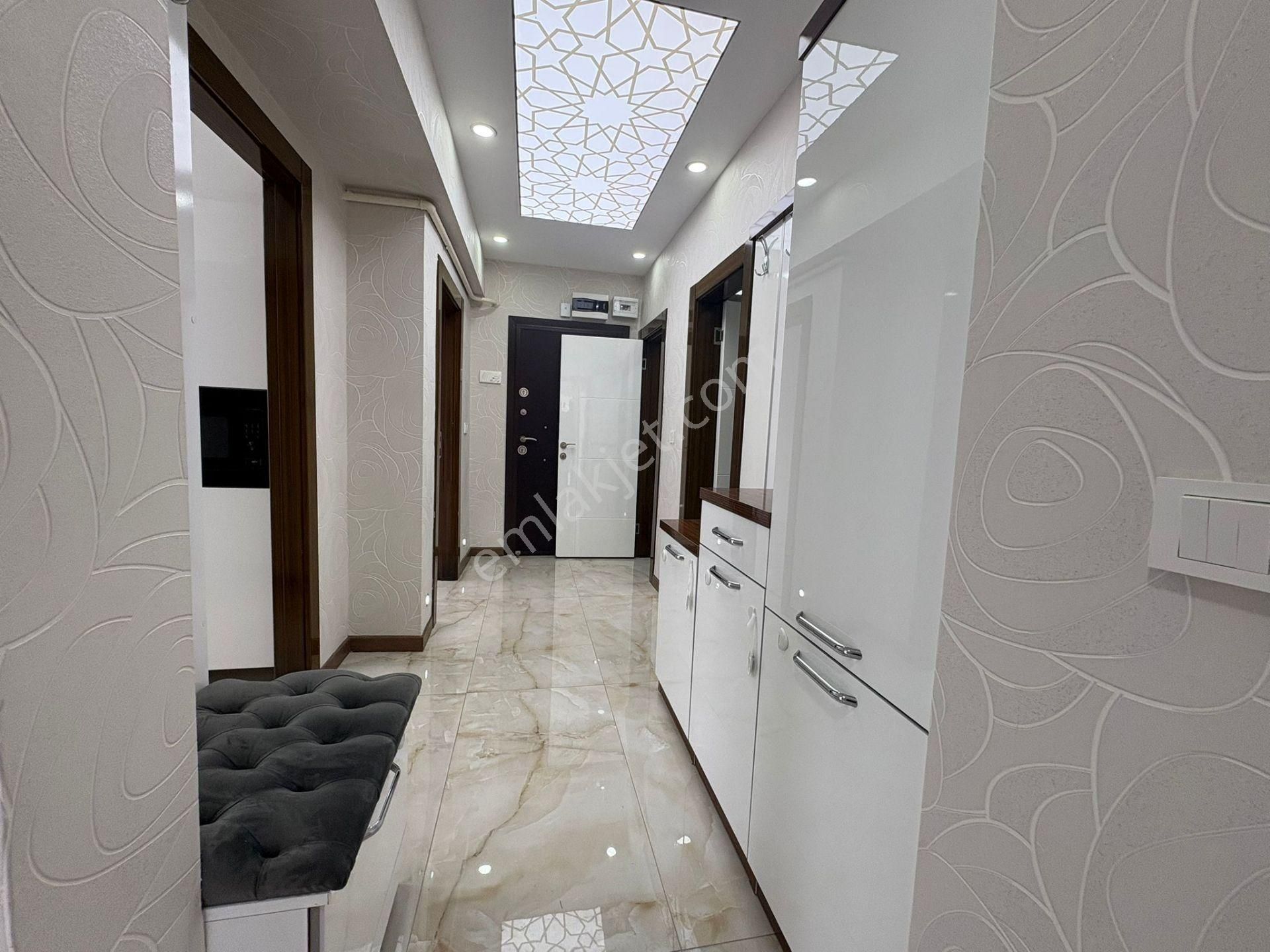 Göraldan 3+1 Full Lüks Yapılı Çetin Emeç Yanı Boş Manzaralı Daire - Görsel 26