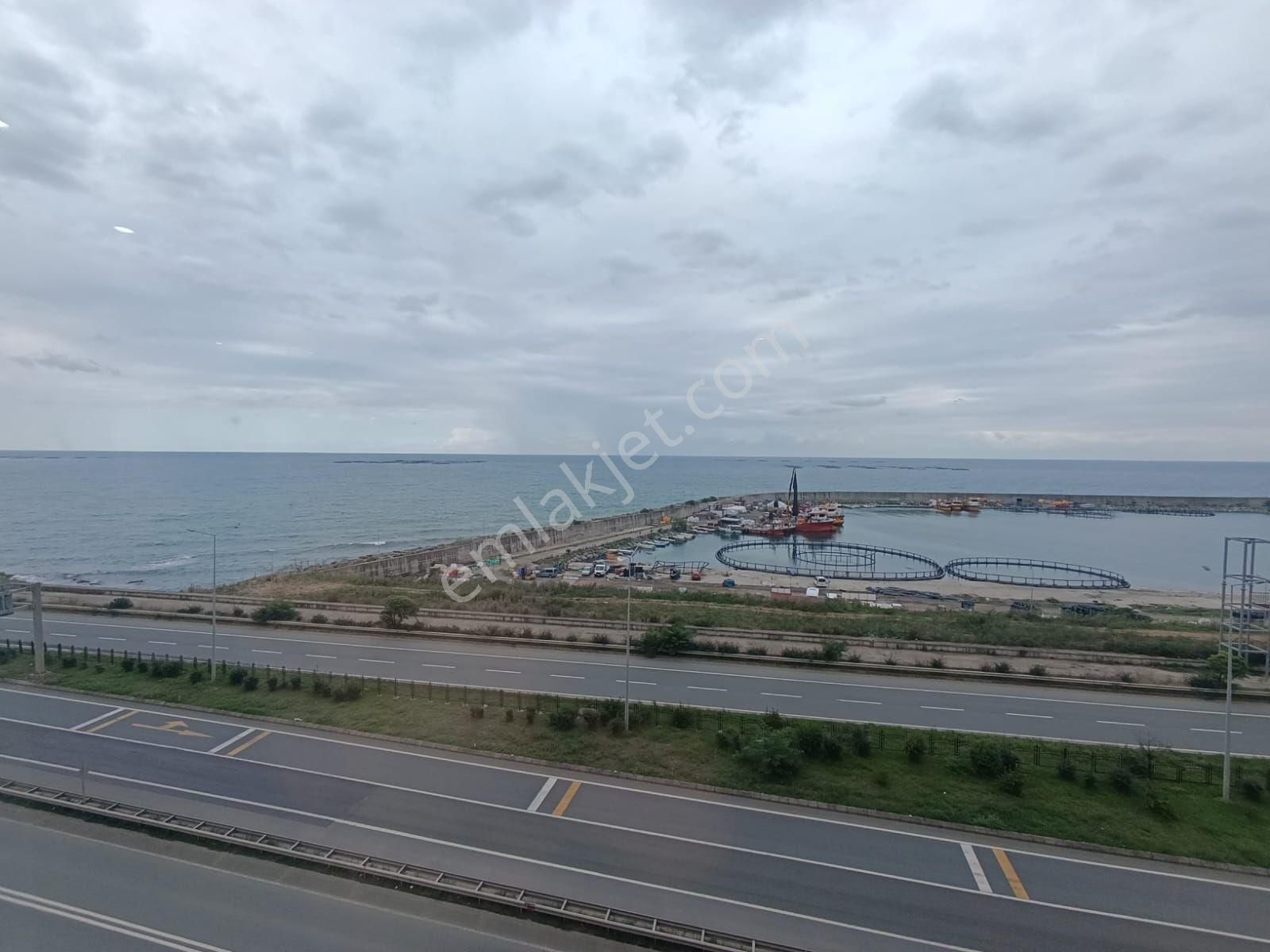 Proje Emlak 'tan Arsin Bölgesinde Eşyalı Satılık Doğalgazlı 3+1 Daire