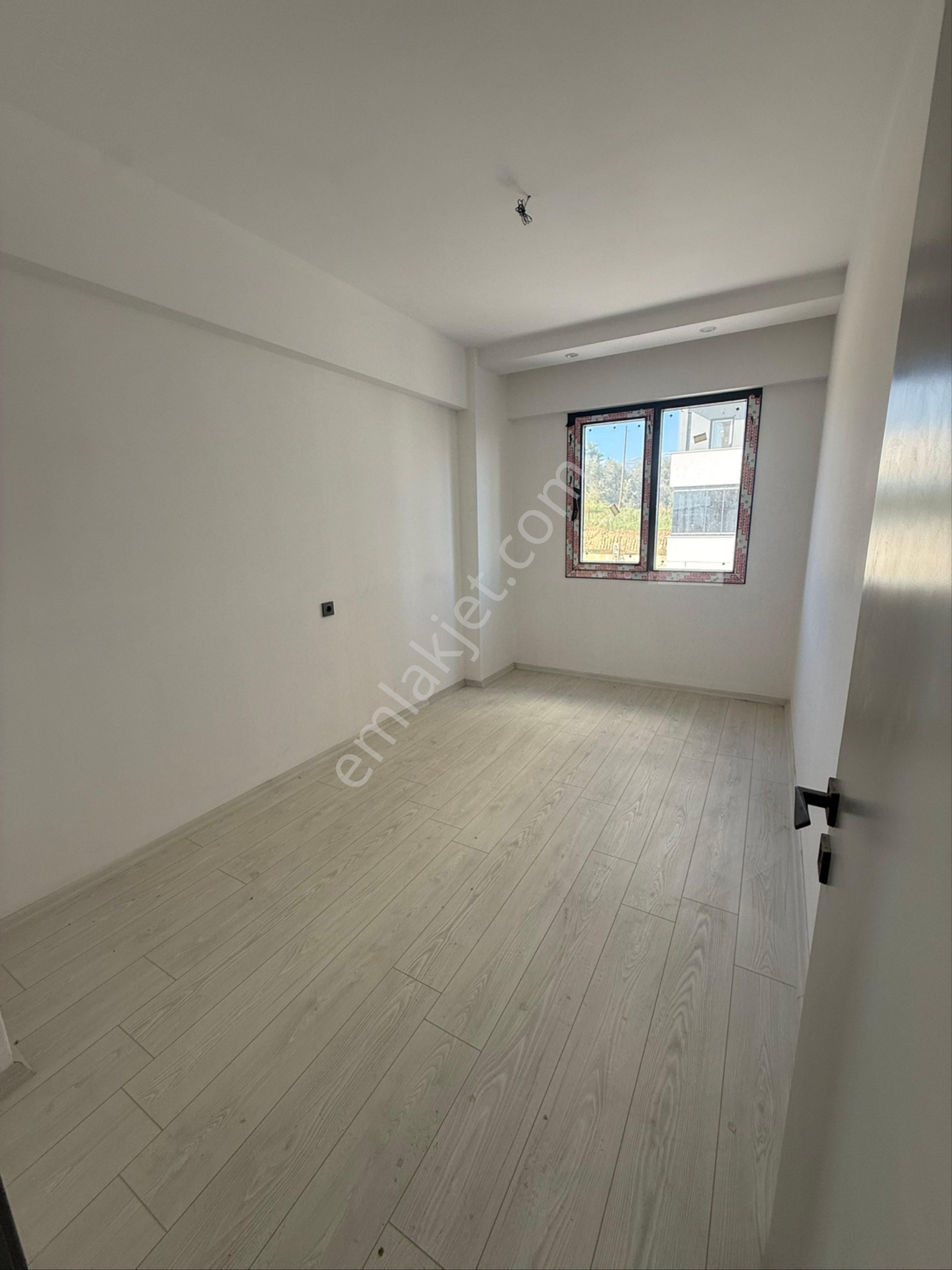 Nazilli Zafer Mahallesinde 4+1 Yerden Isıtma Ara Kat Satılık Daire - Görsel 11