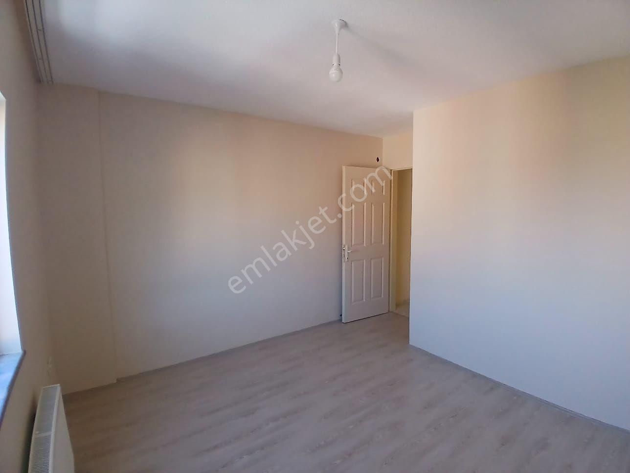 Akçay Emlak'tan Akşehir Kuruçay Tokide Bakımlı Ara Kat Kiralık Daire - Görsel 12