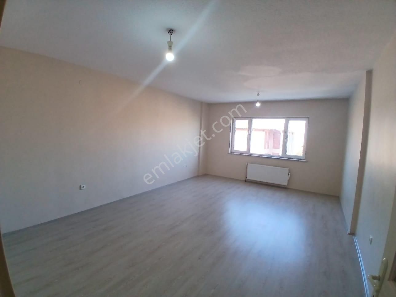 Akçay Emlak'tan Akşehir Kuruçay Tokide Bakımlı Ara Kat Kiralık Daire - Görsel 8