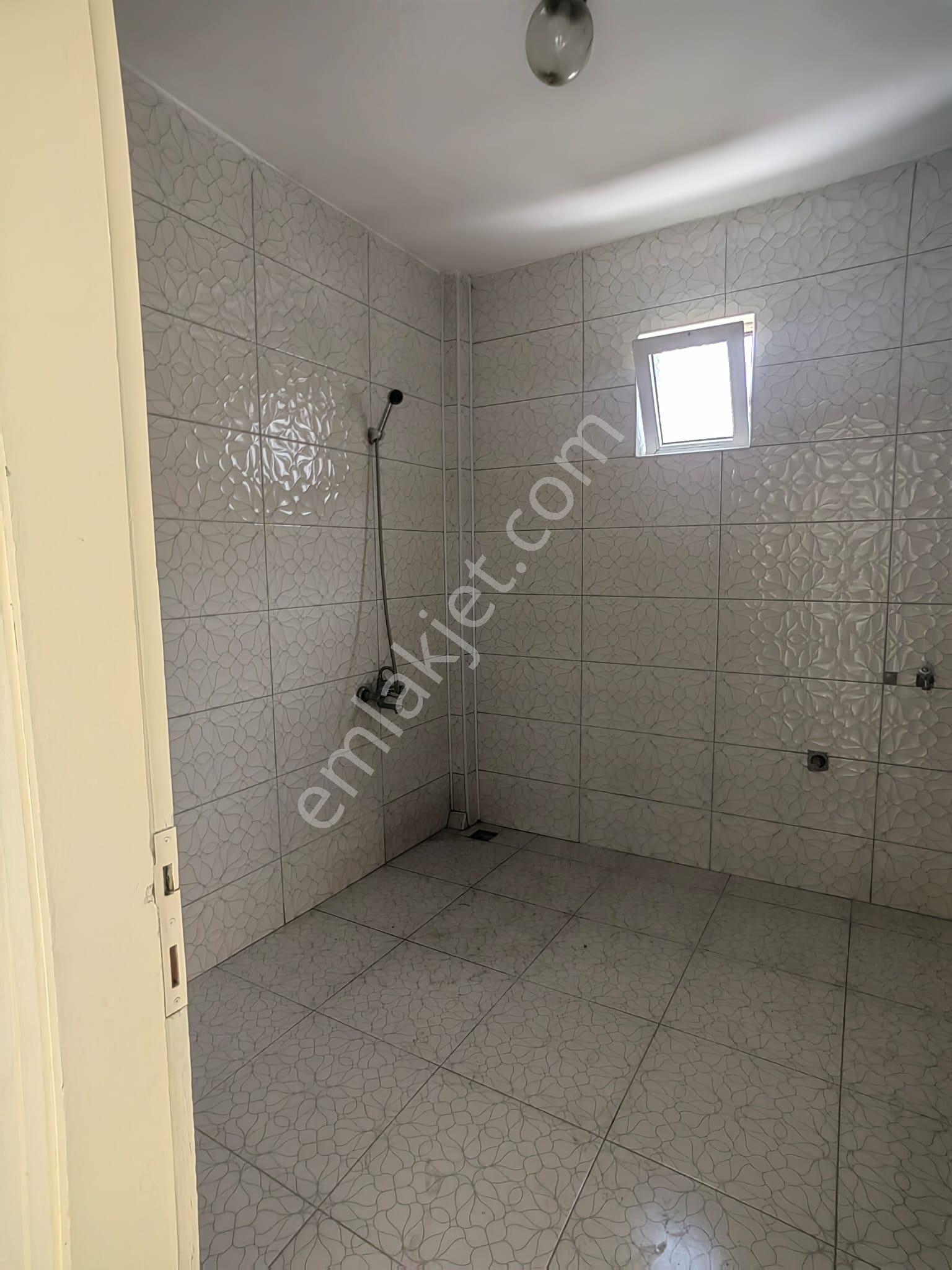 Akçay Emlak'tan Akşehir Gazi Pazarı Civarında Bakımlı Ara Kat Kiralık 3+1 Daire - Görsel 34