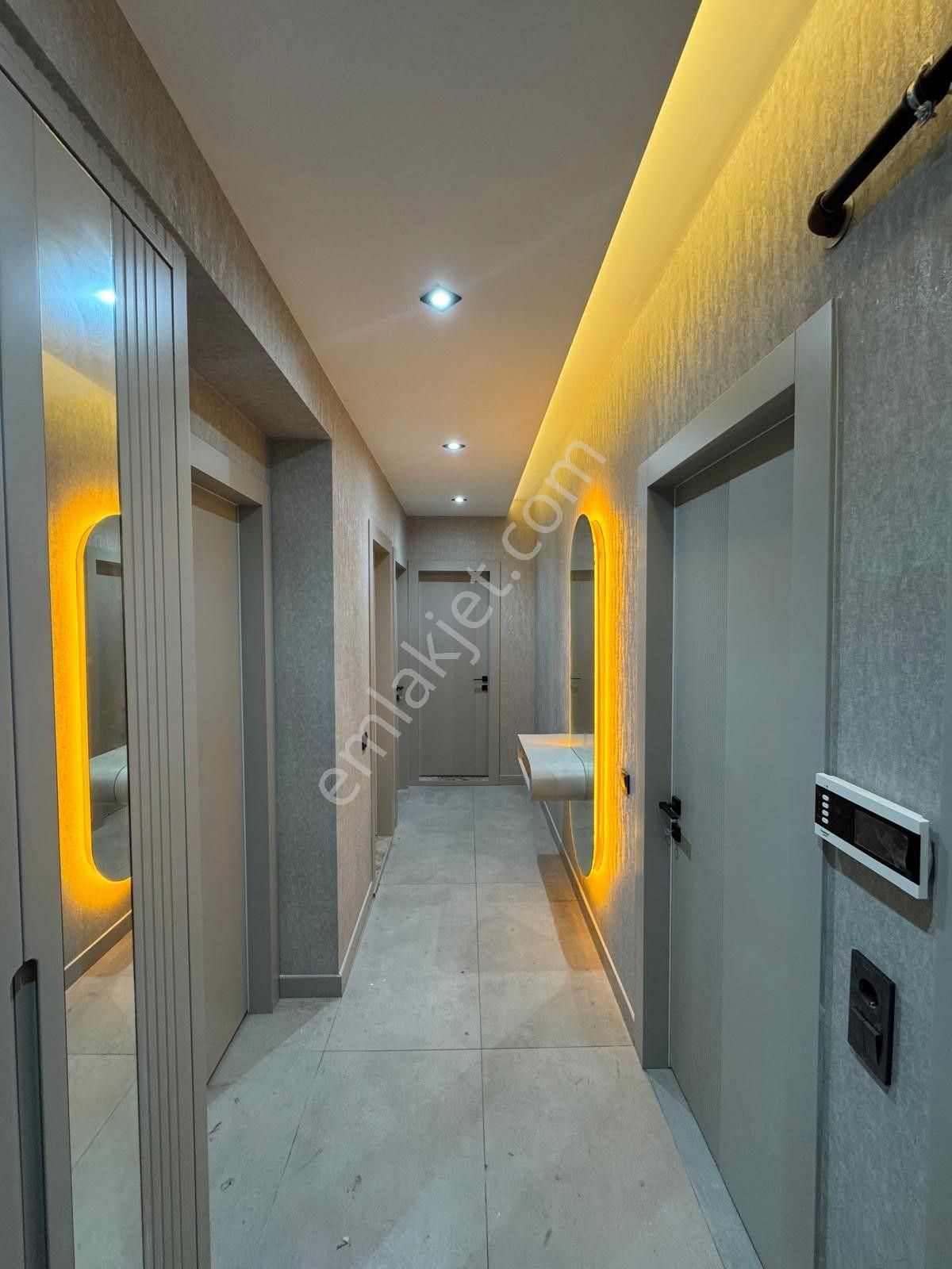 Şemiklerde Asansörlü Sıfır Harika 2+1/110 M2 Daireler !!! - Görsel 5